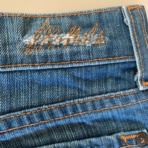 James Jeans Preserved Jean Cutoff Shorts - Picture 4 of 6